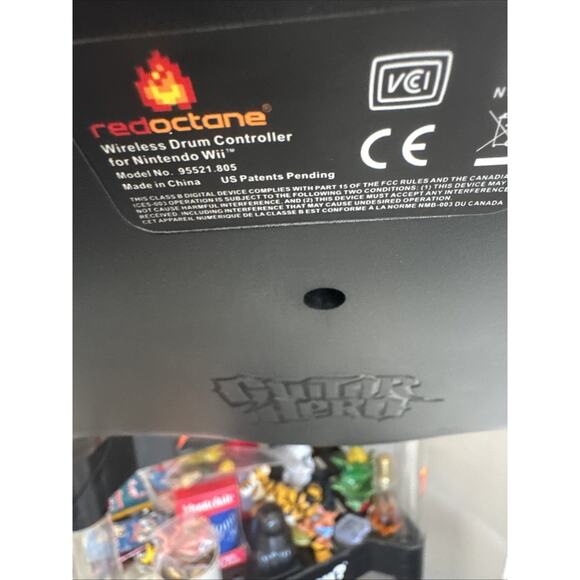 Guitar Hero Nintendo Wii World Tour Bundle - Drum, 2 Guitars No Pedal Untested - Picture 14 of 14